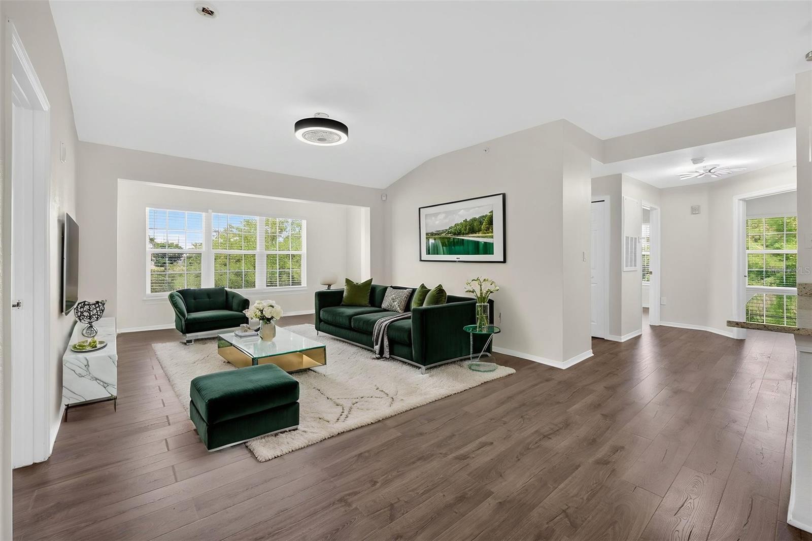 5467 Vineland Road, FL