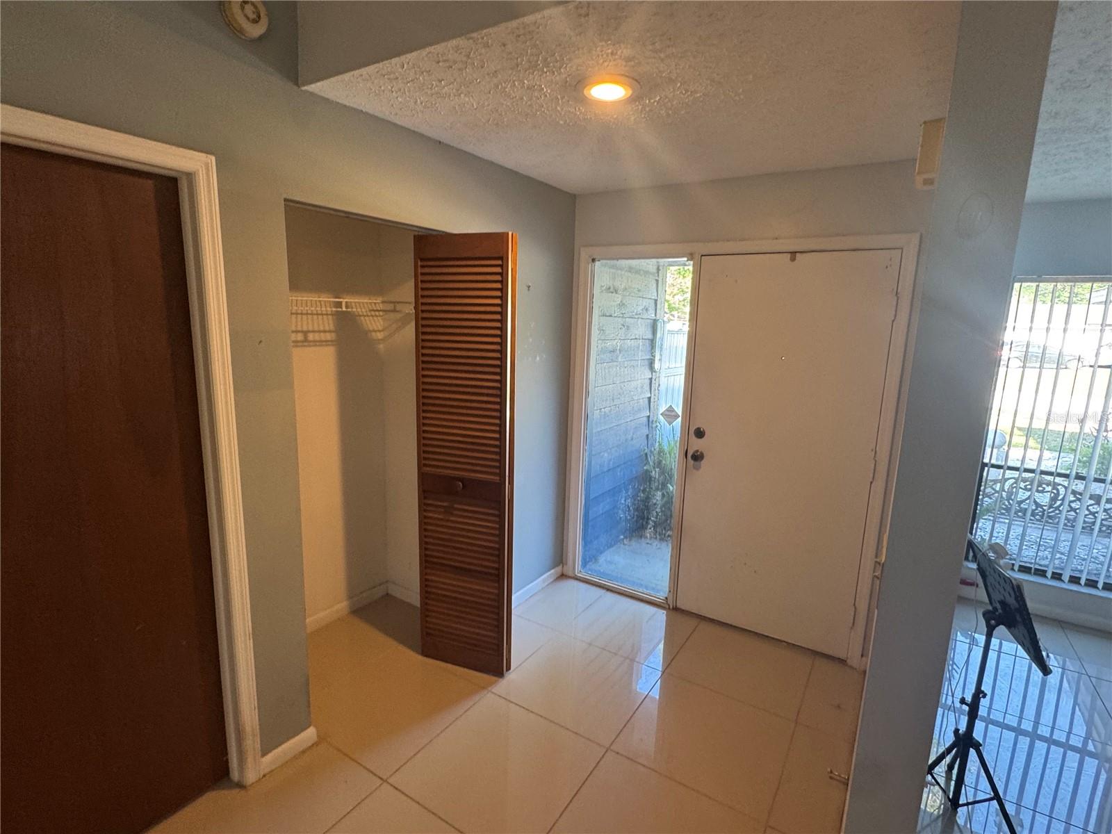 2376 Windsor Oaks Avenue, FL