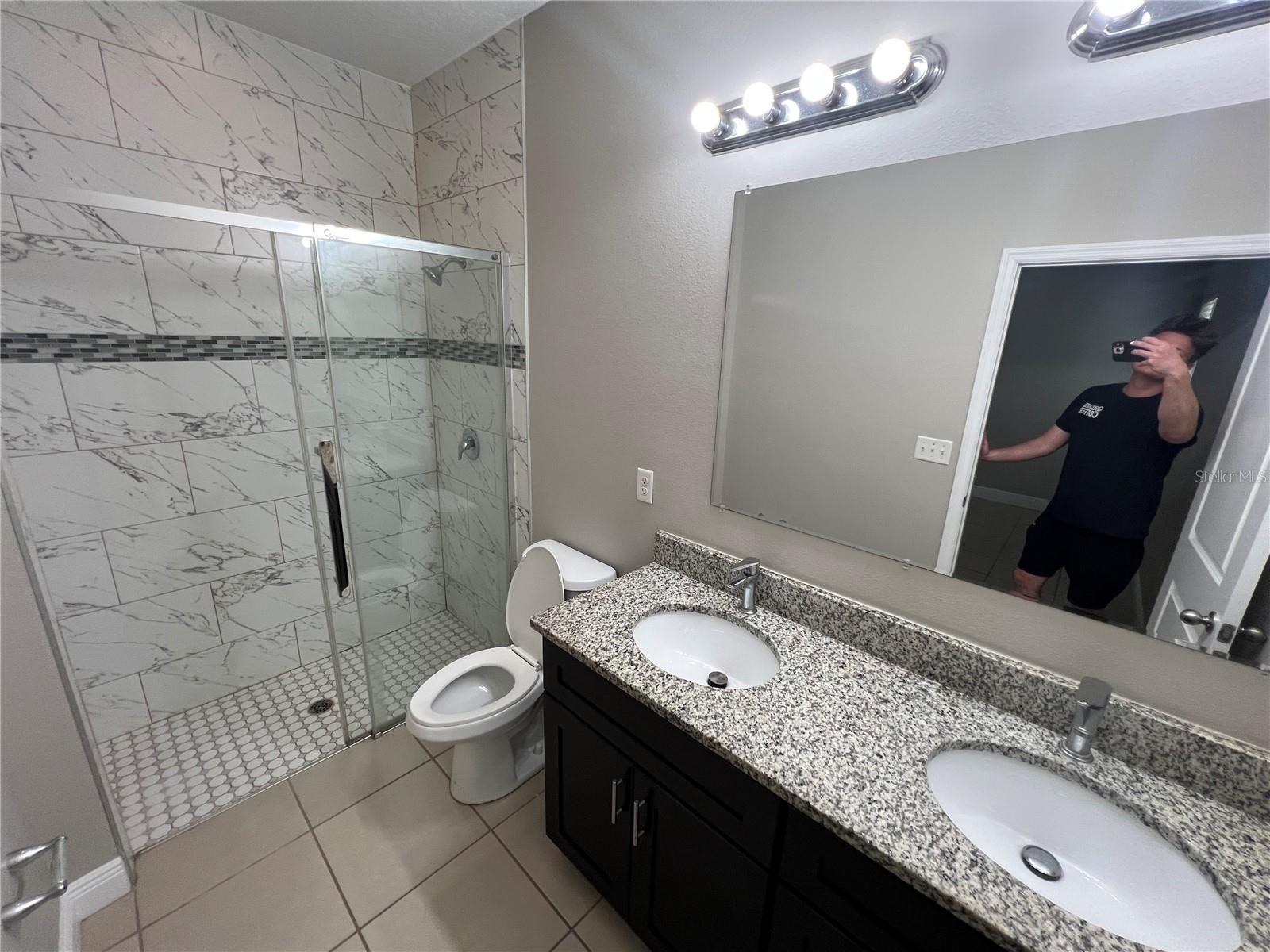 528 Finch Lane, FL
