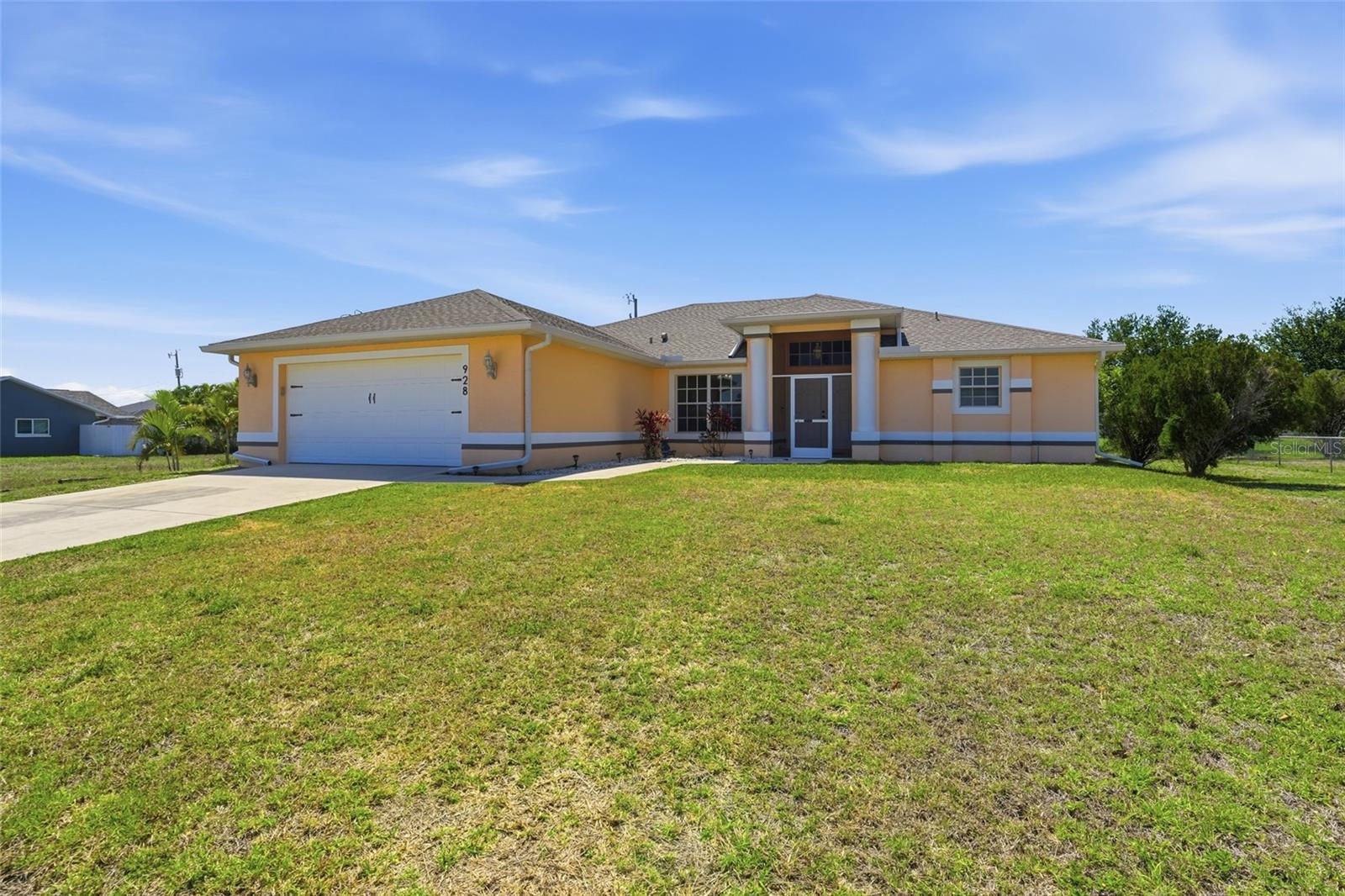 928 5th Place, FL