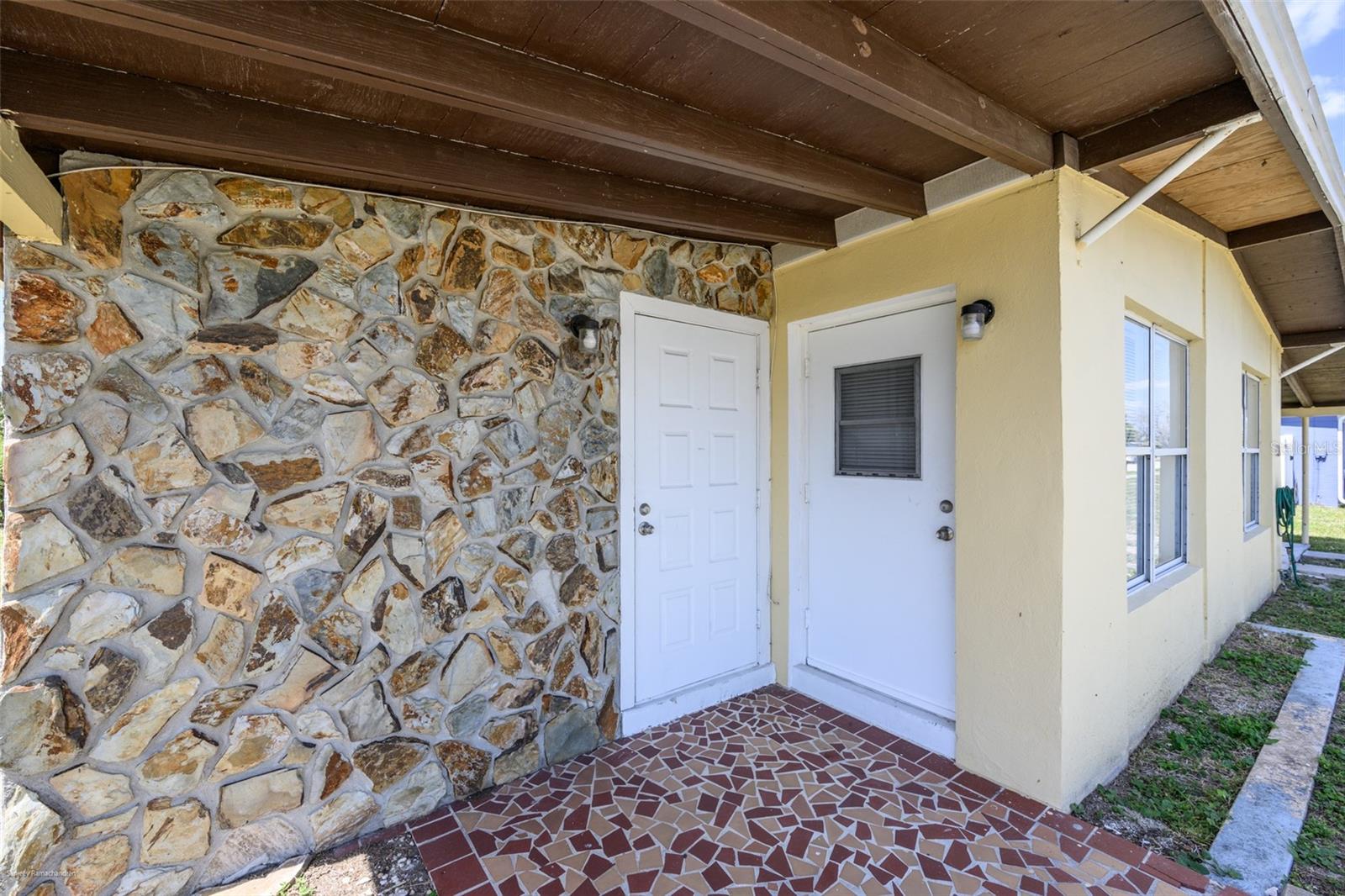 510 Sharon Circle, FL