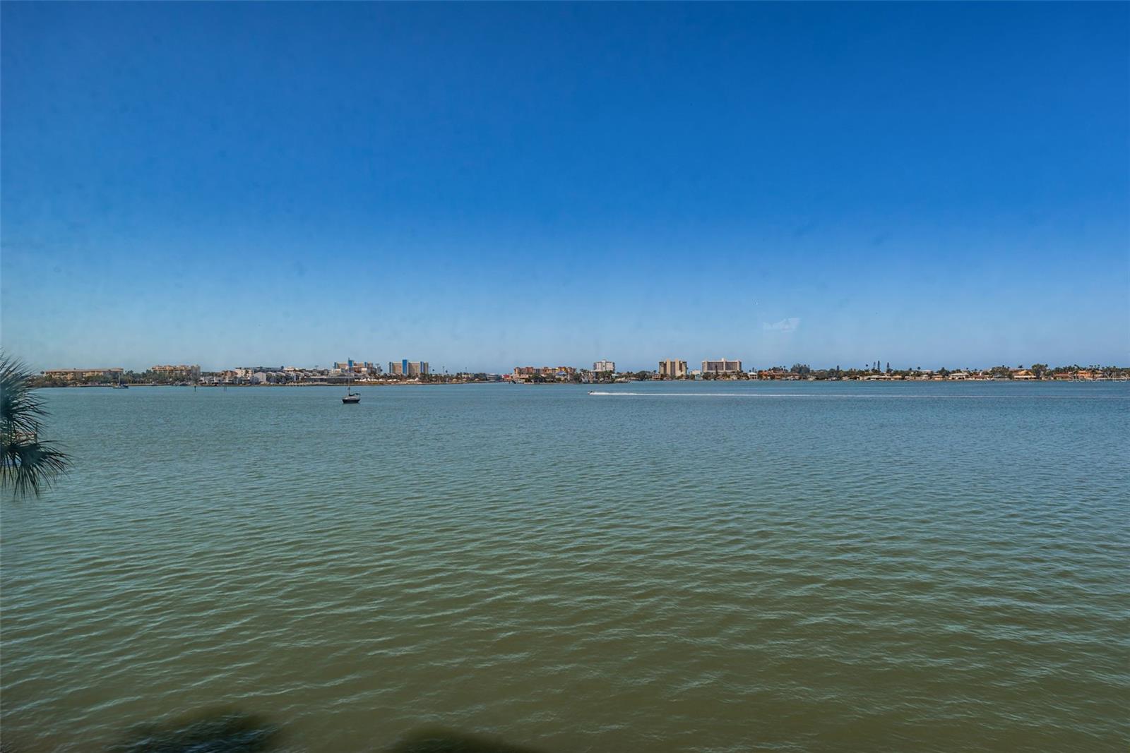 4750 Cove Circle, FL