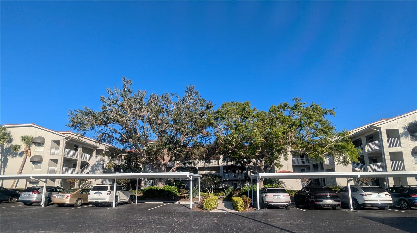 9300 Clubside Circle, FL