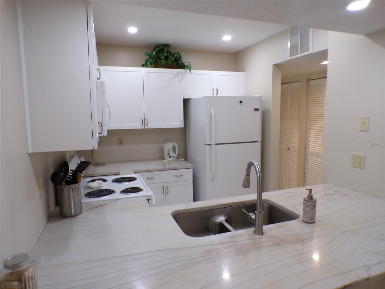 622 Bird Bay Drive, FL