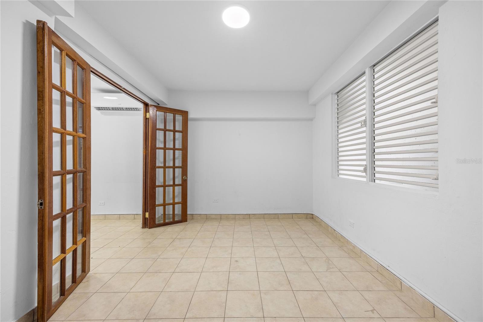 Caparra Heights J-42 Escorial Avenue, PR