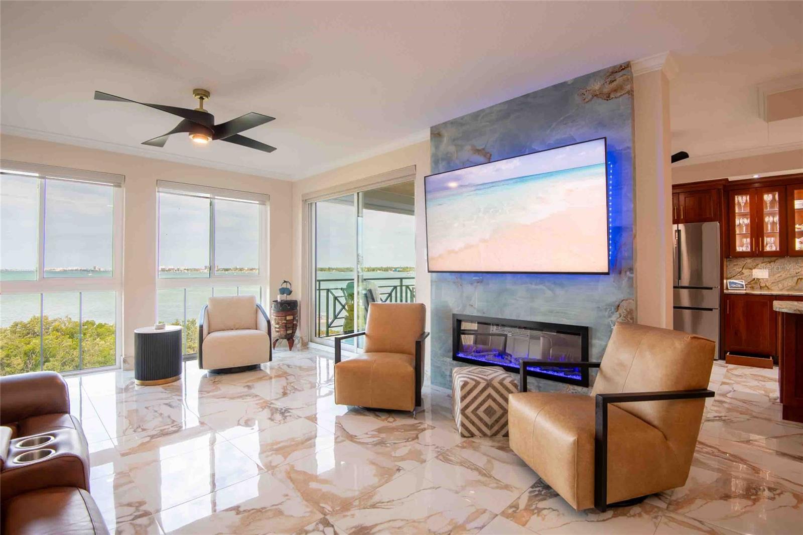 4737 Dolphin Cay Lane, FL