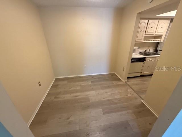 700 Airport Boulevard, FL