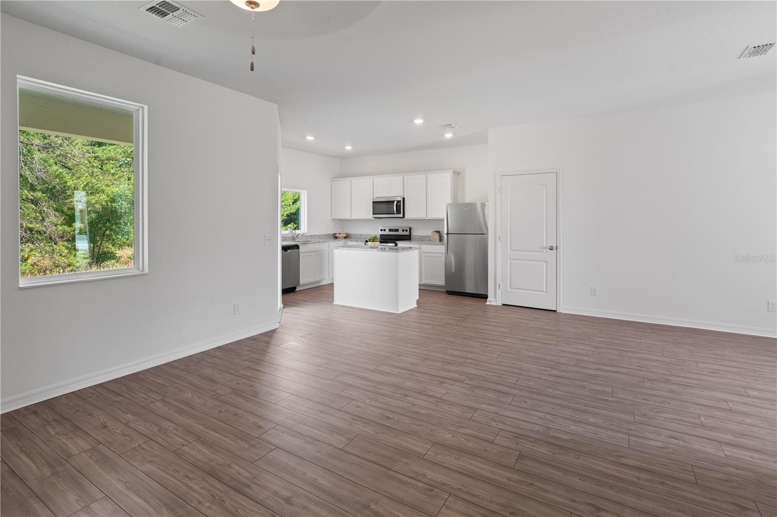 563 Bay Leaf Drive, FL