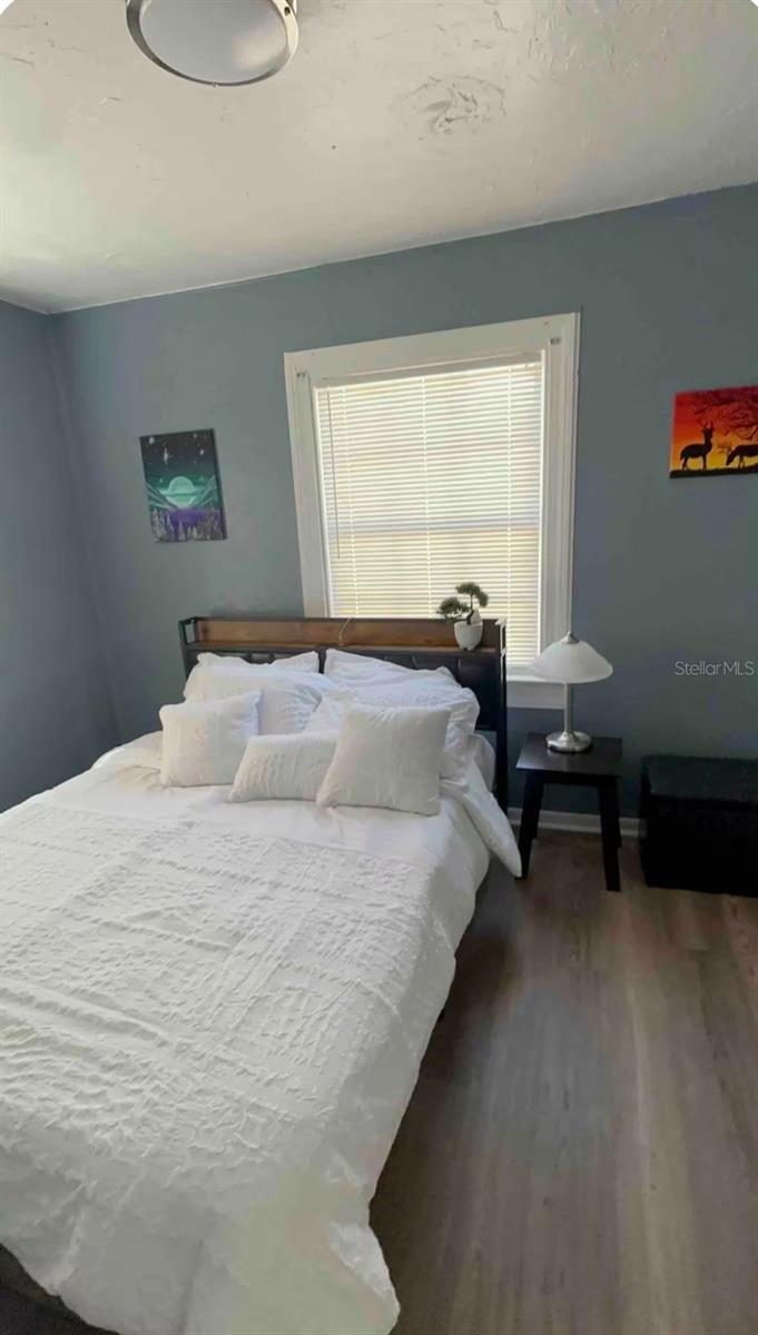 1371 Lakeview Drive, FL