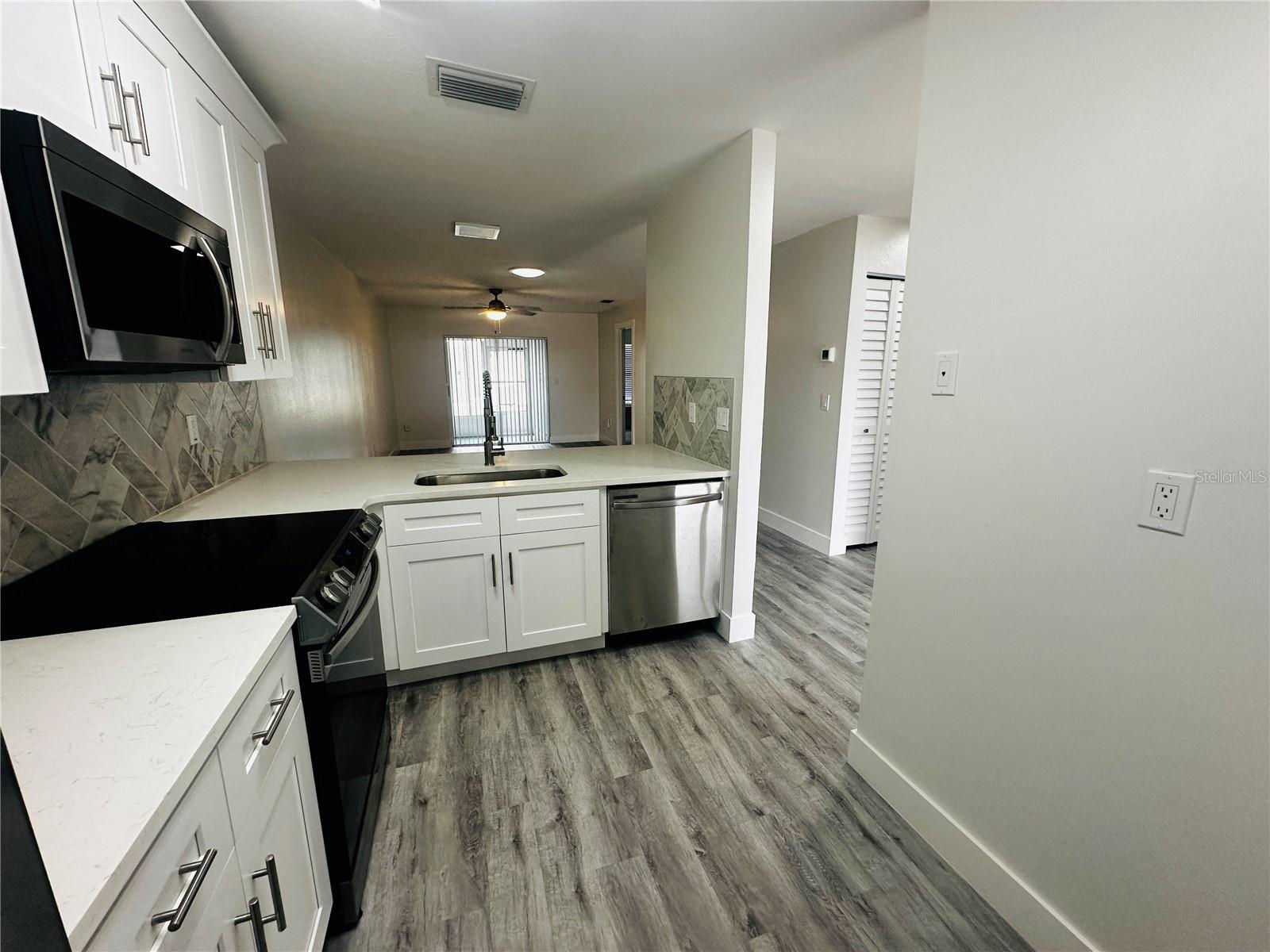 3005 Wainwright Court, FL