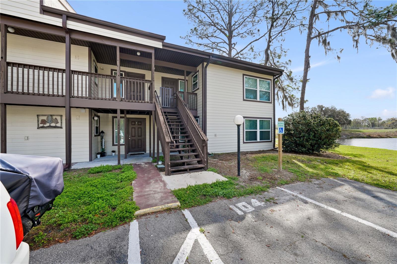 17203 Sandalwood Drive, FL