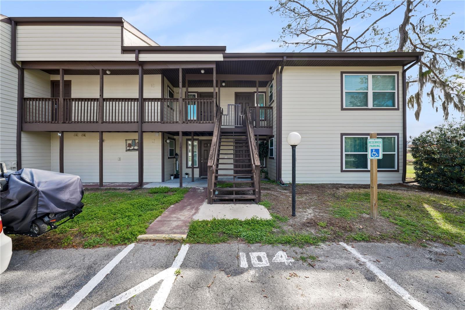 17203 Sandalwood Drive, FL