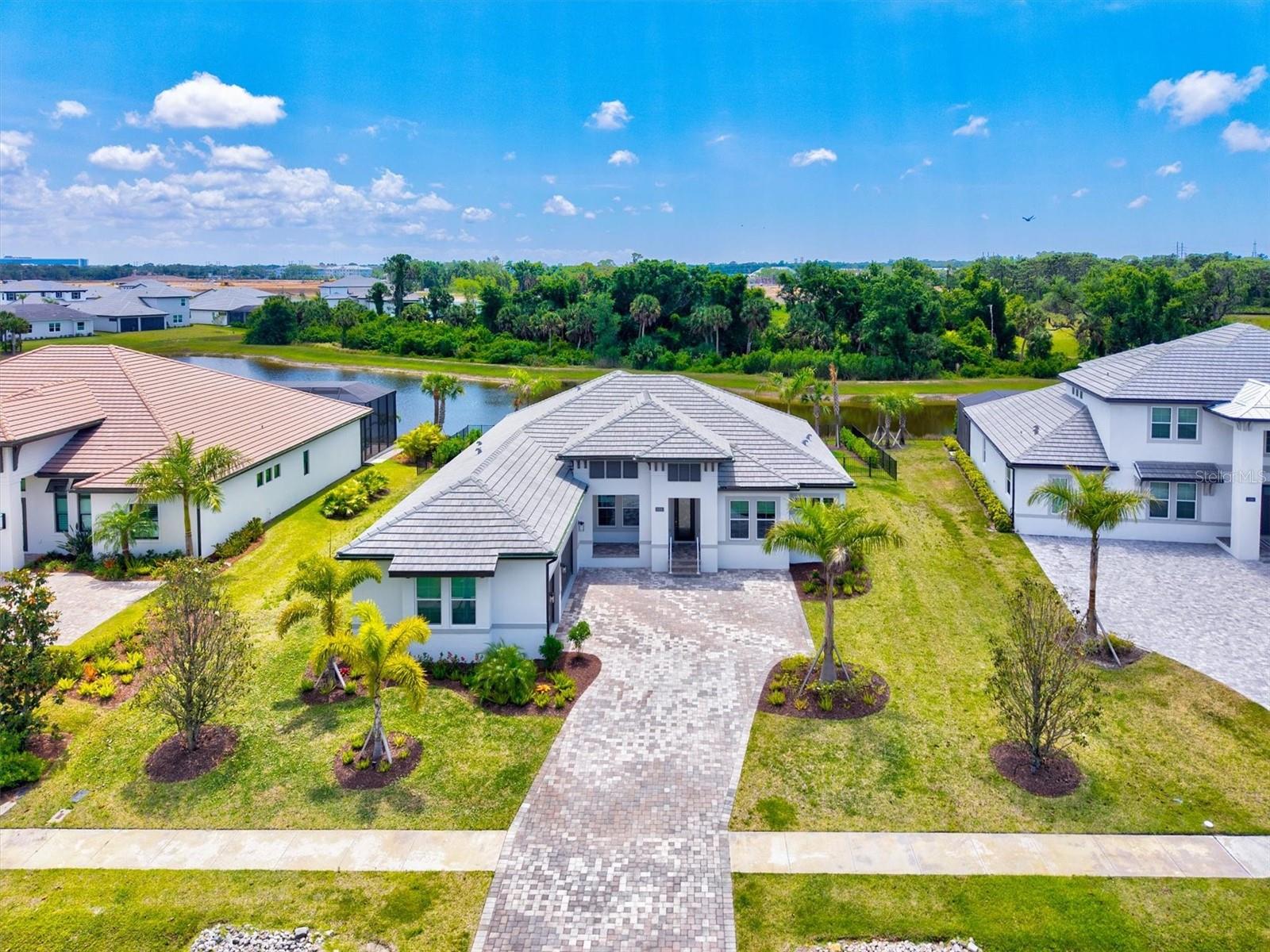 1154 Kings Way Drive, FL