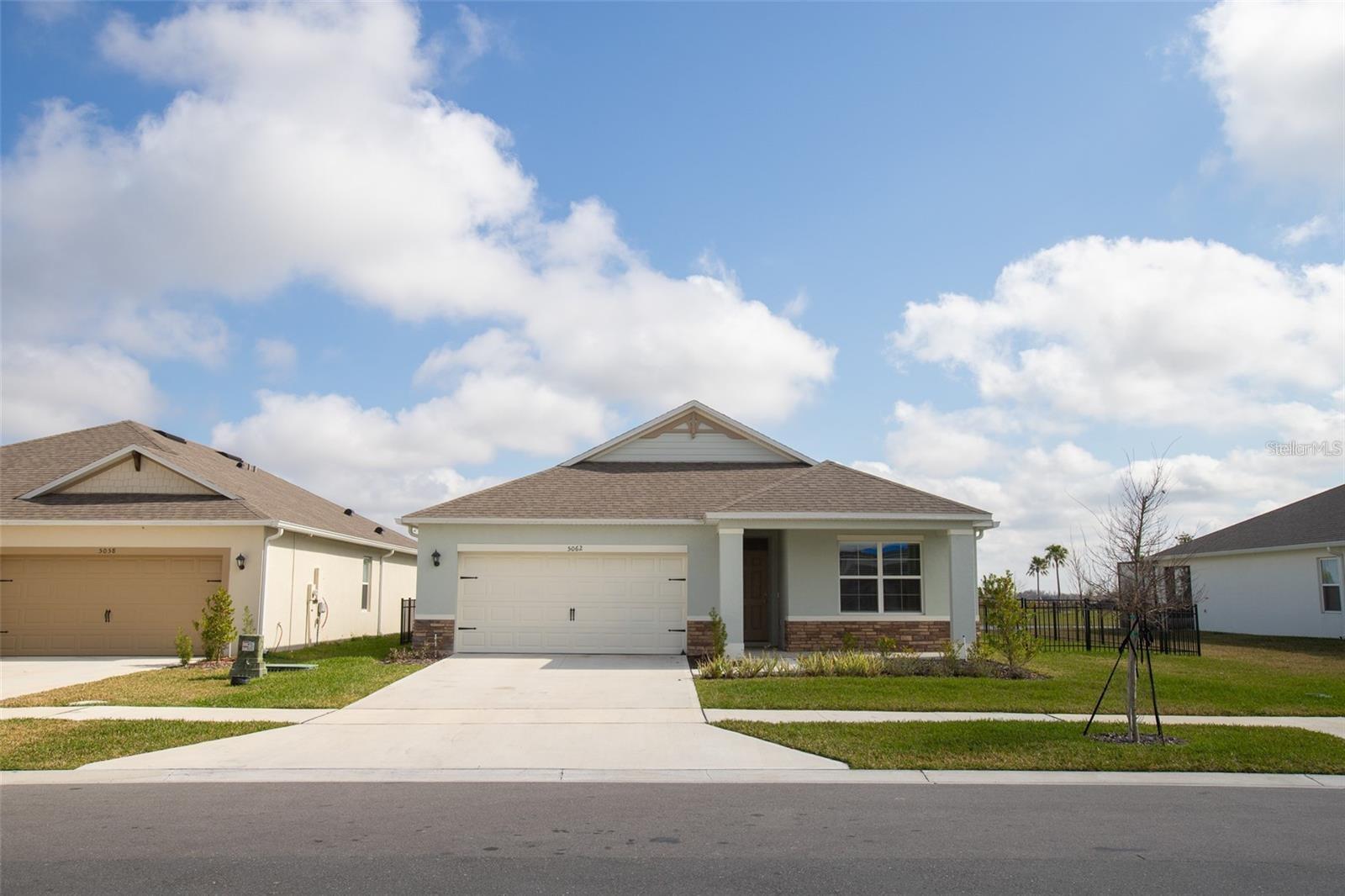5062 Foxglove Circle, FL