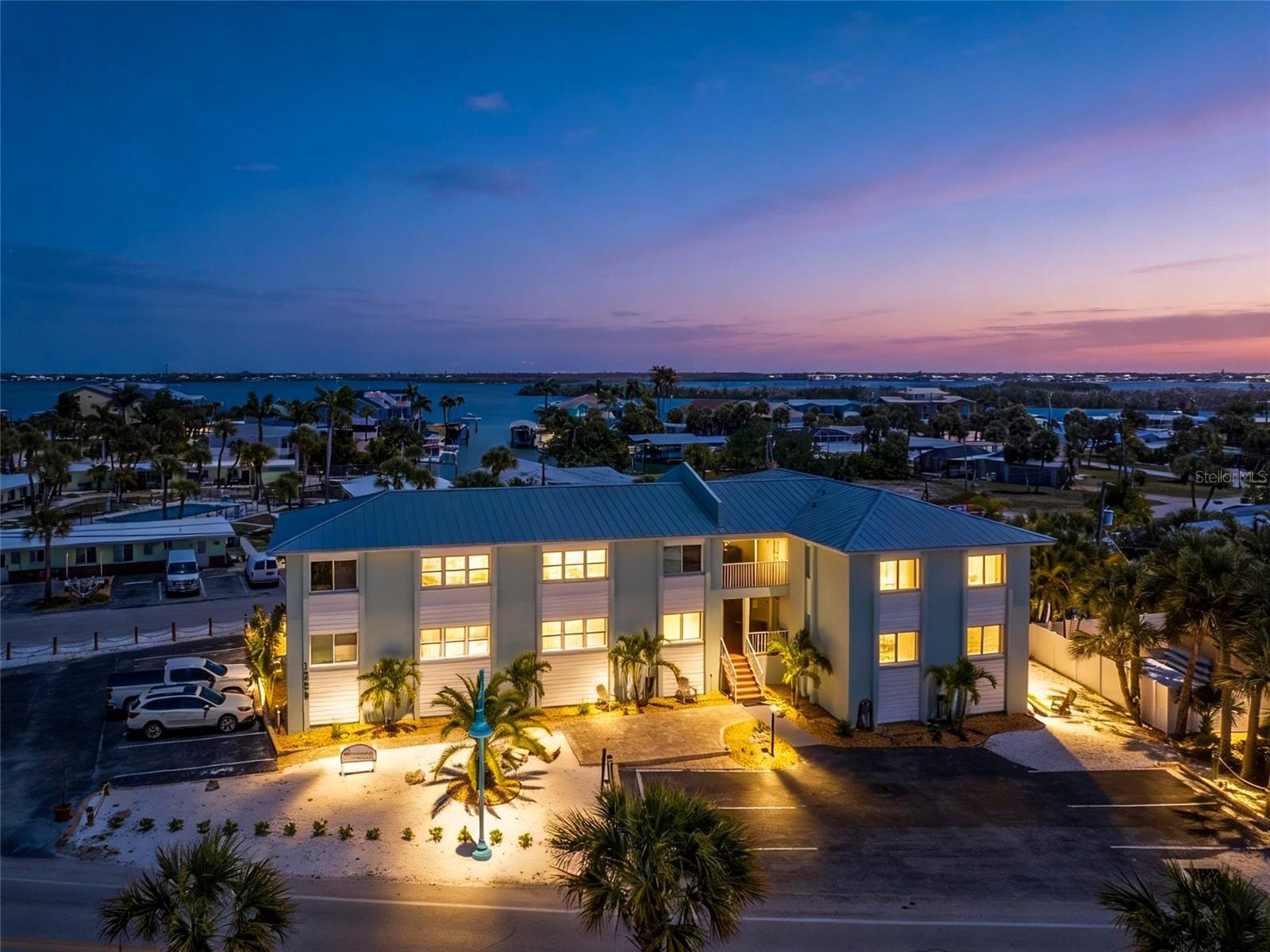1285 Gulf Boulevard, FL