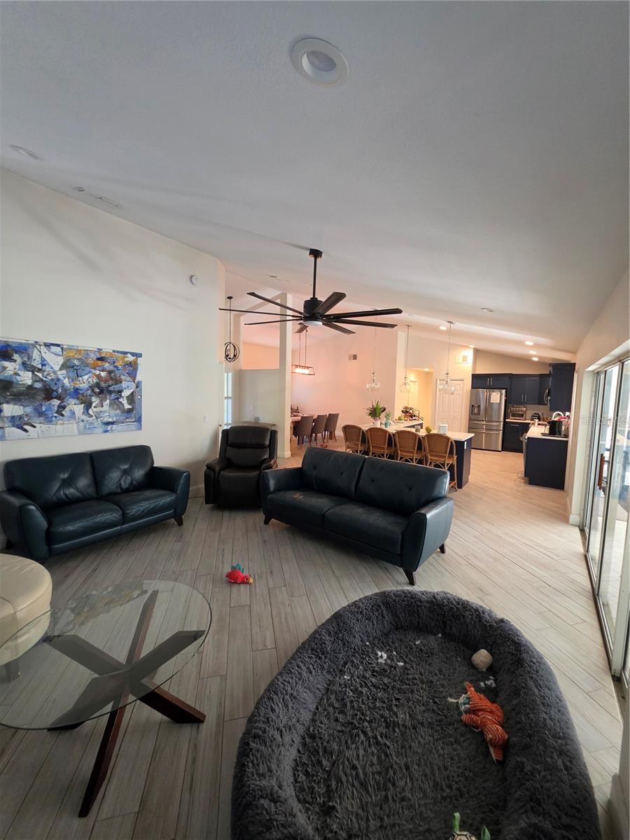 10158 Brandon Circle, FL