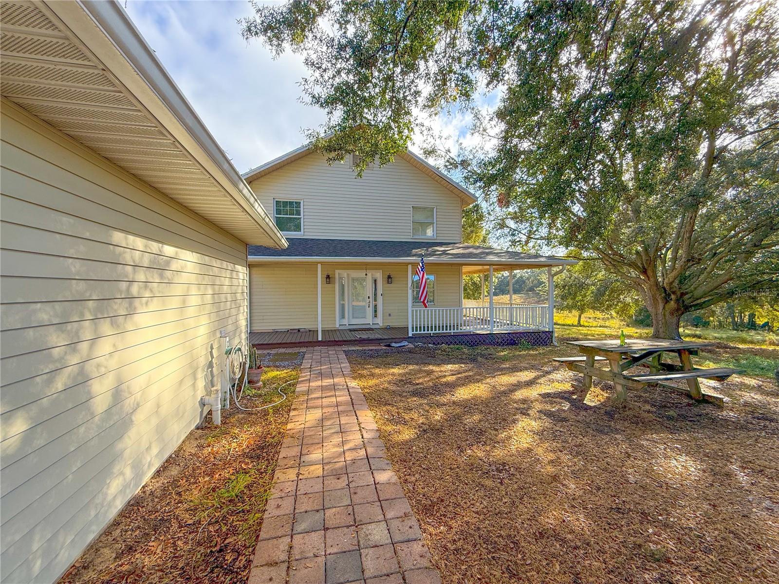 2827 Sanctuary Lane, FL
