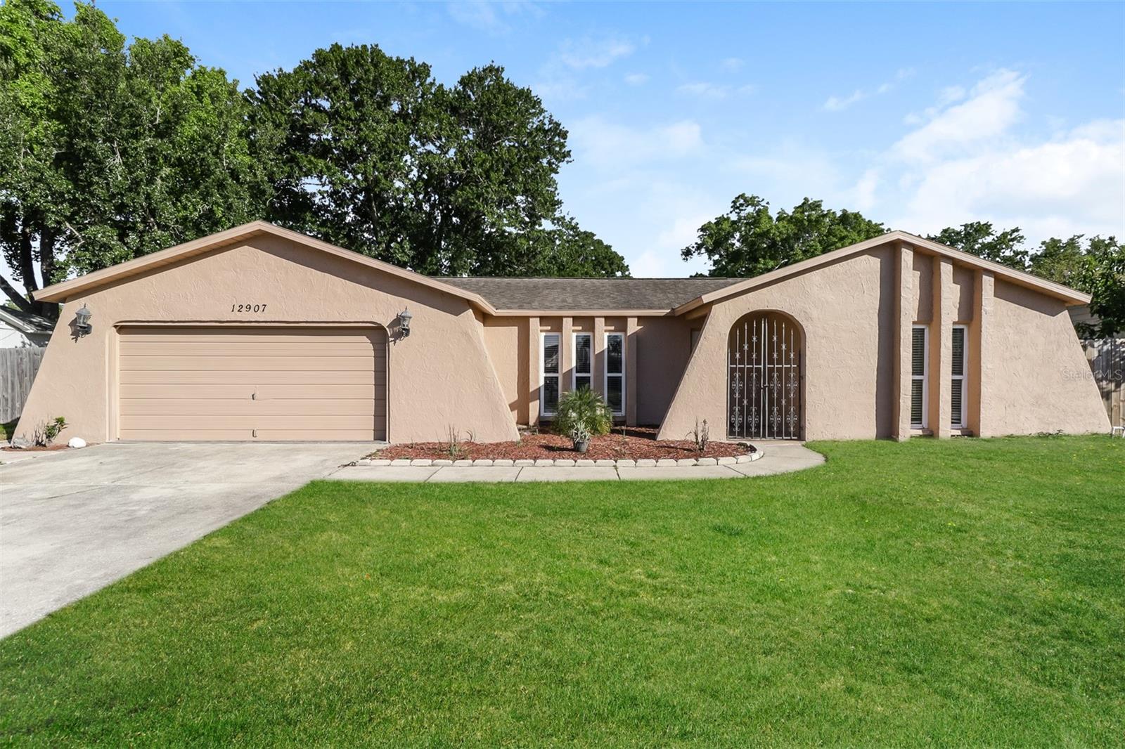 12907 Cedar Ridge Drive, FL