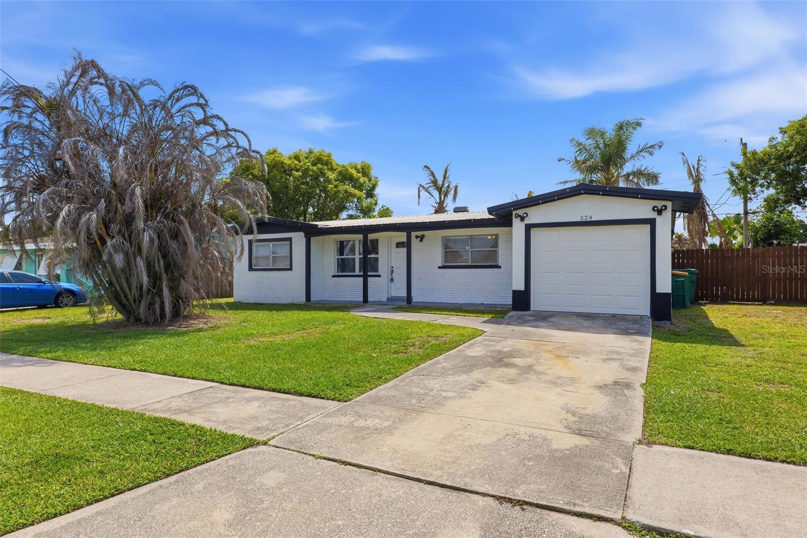 524 Westminster Avenue, FL