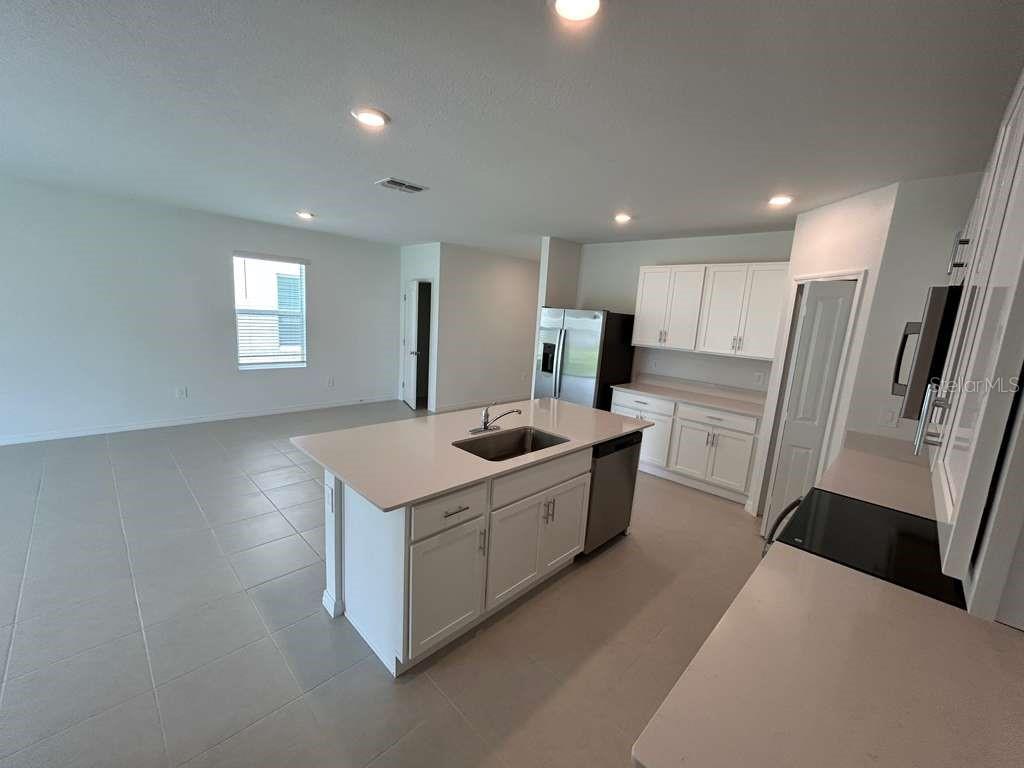 1140 Hour Glass Road, FL