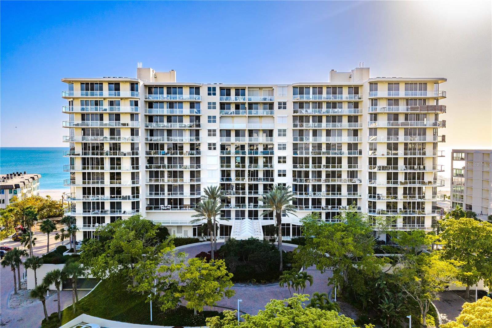 1800 Benjamin Franklin Drive, FL