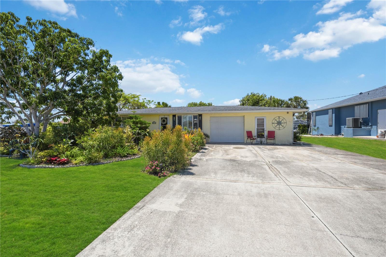 885 3rd Street, FL