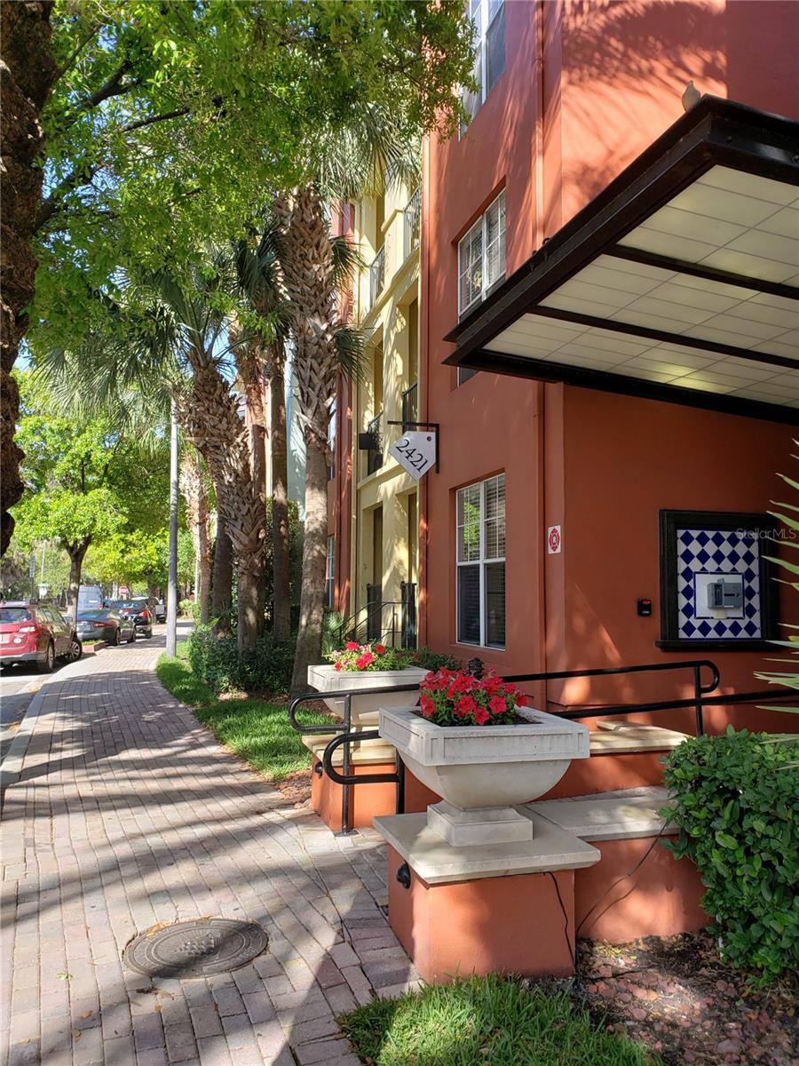 402 Armenia Avenue, FL