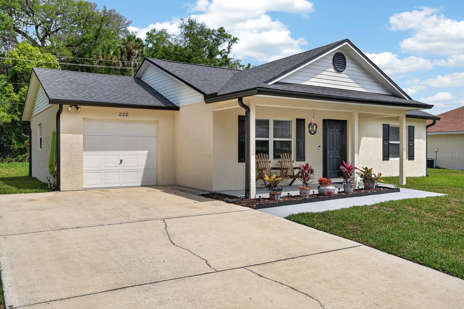 228 River Island Circle, FL