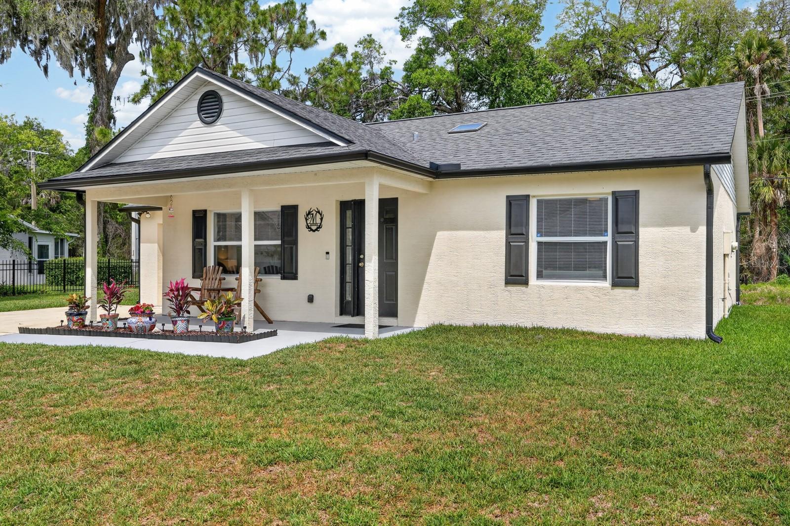 228 River Island Circle, FL