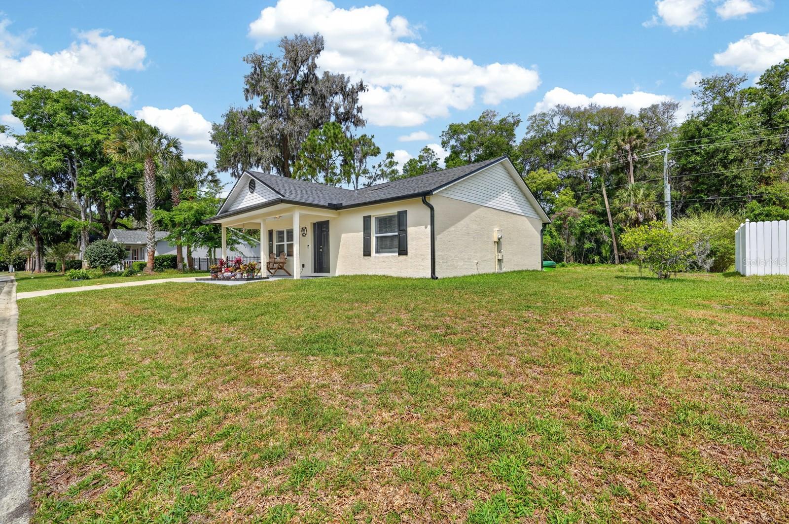 228 River Island Circle, FL