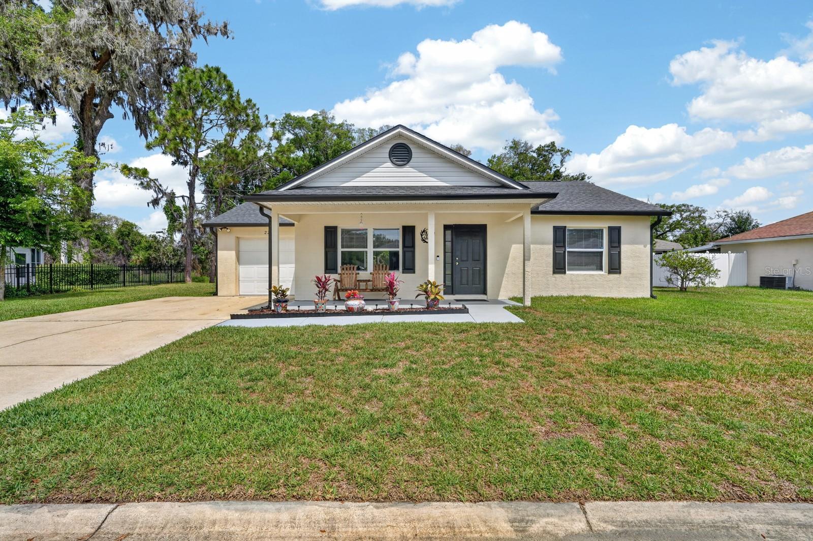 228 River Island Circle, FL