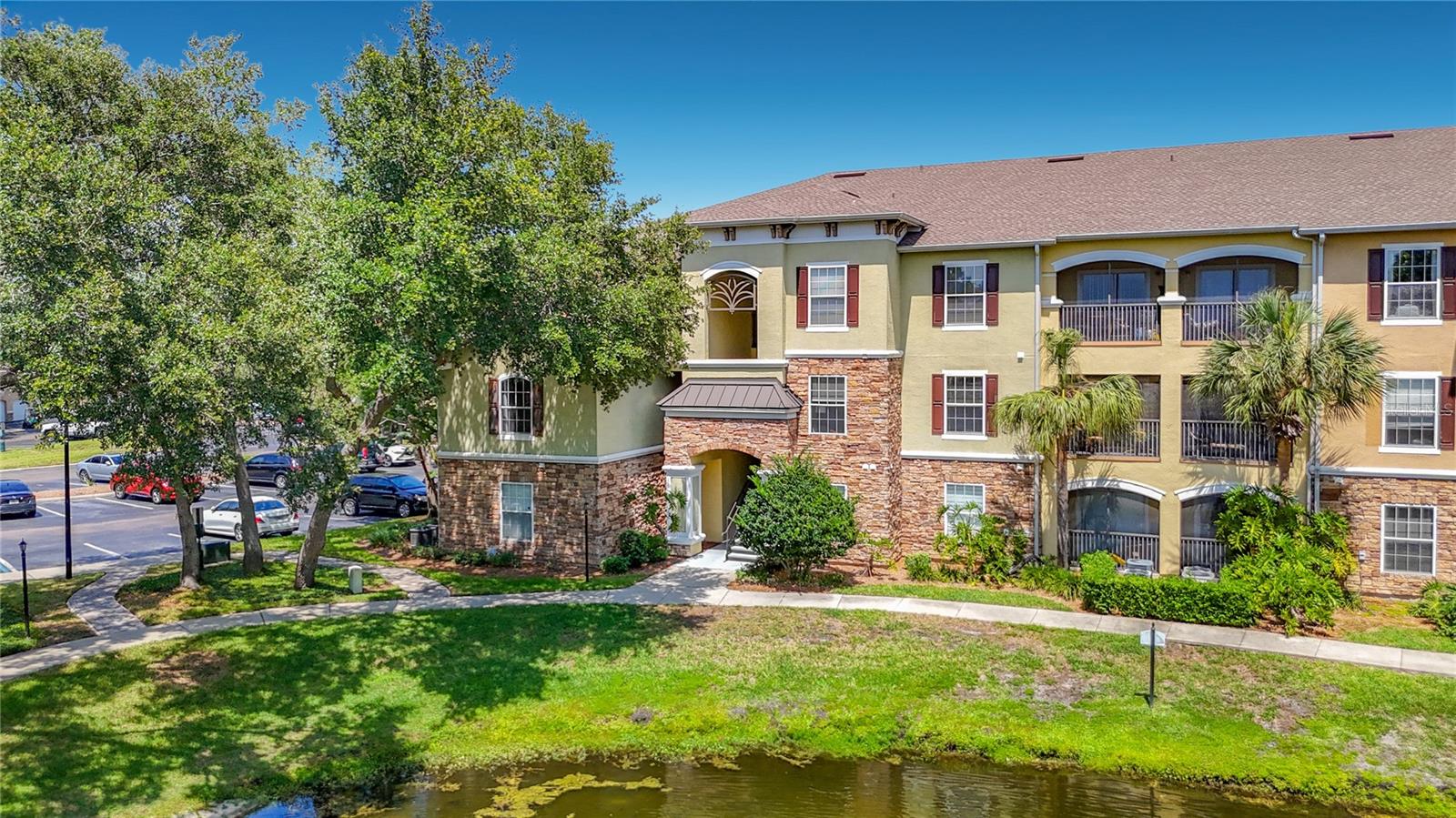 10201 Courtney Palms Boulevard, FL