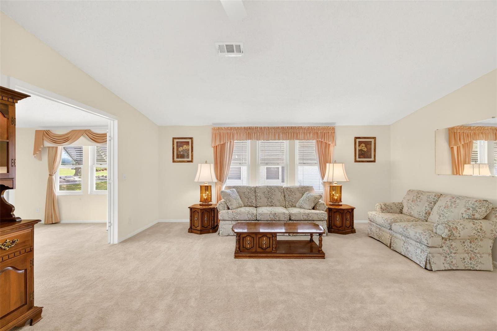 706 Tangerine Drive, FL