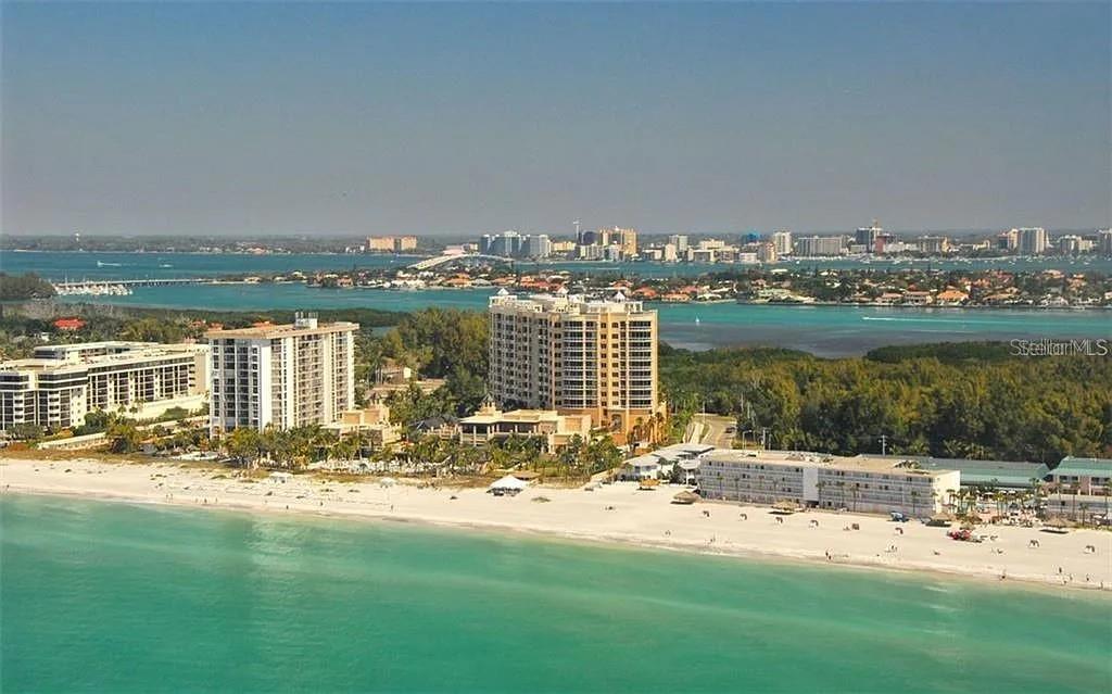 1111 Ritz Carlton Drive, FL