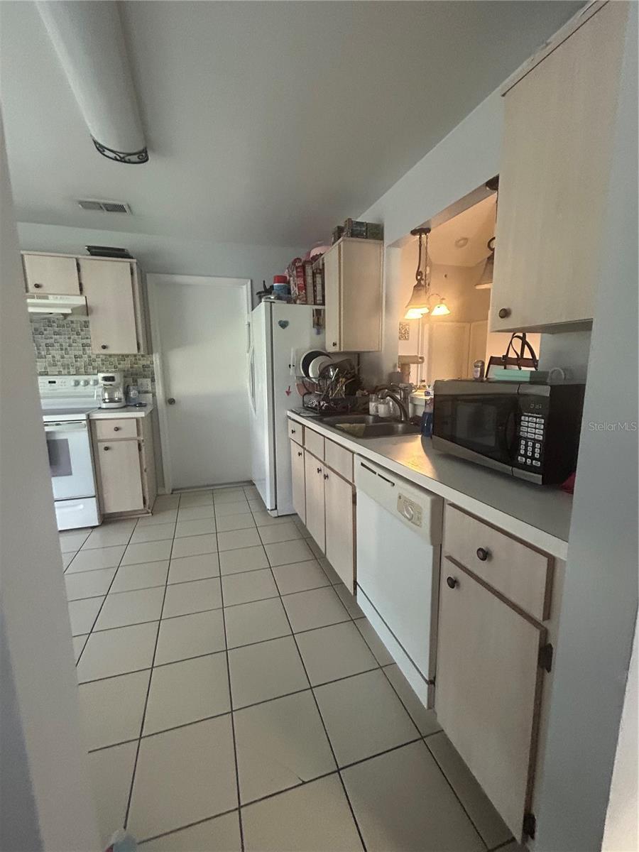 8750 Fort Shea Avenue, FL