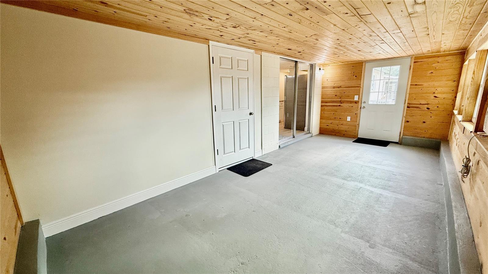 2245 Devon Drive, FL