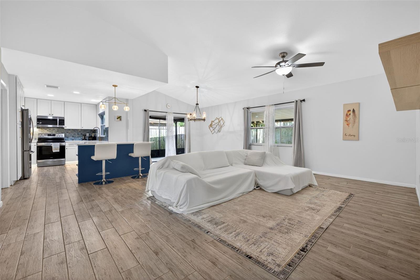 2705 Lakeville Drive, FL