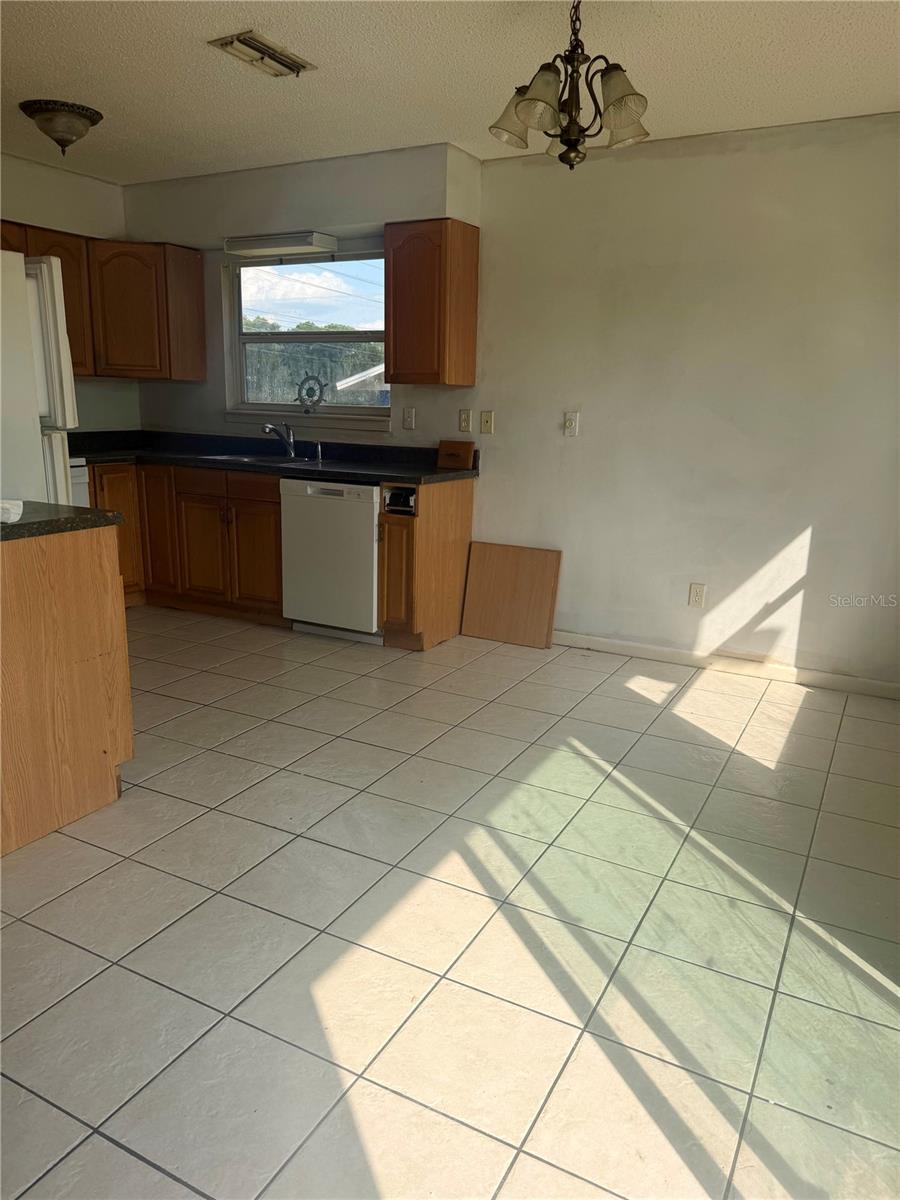 9328 Maricamp Road, FL