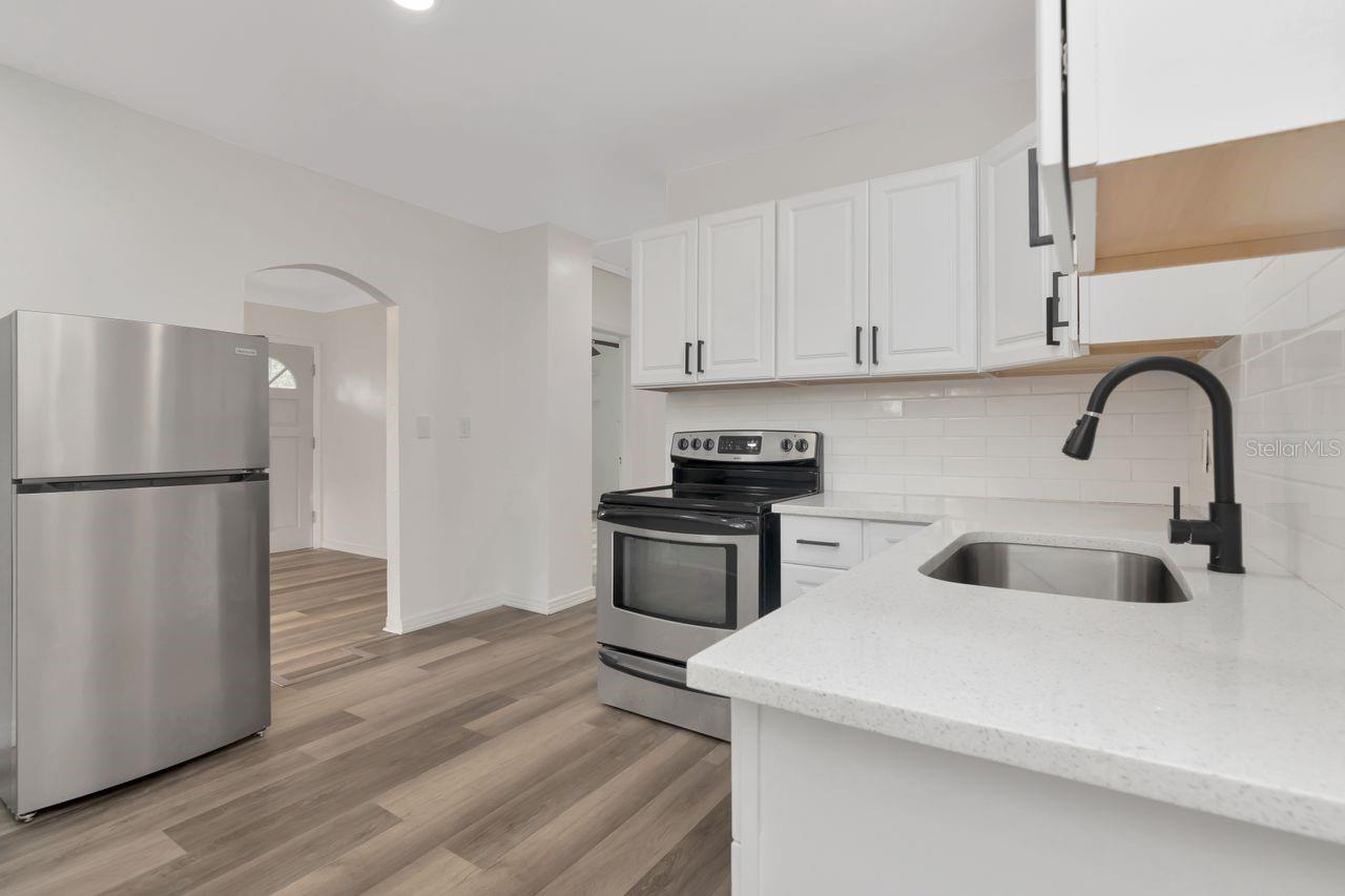 4939 Haines Road, FL