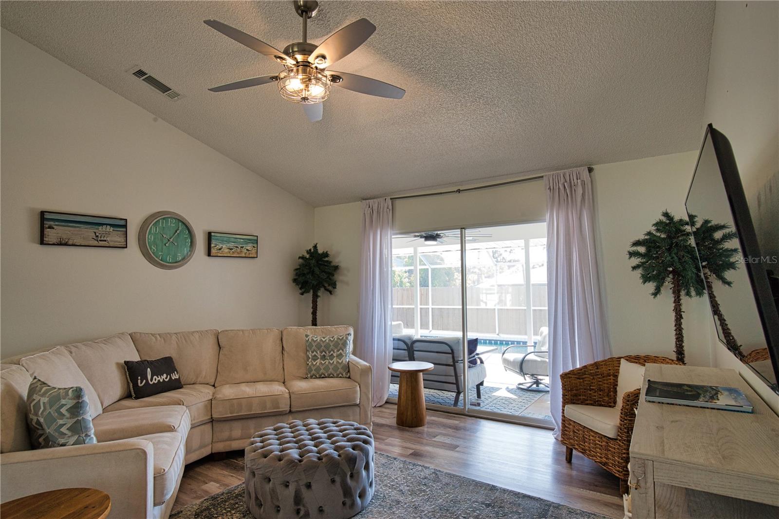 815 Acadia Road, FL