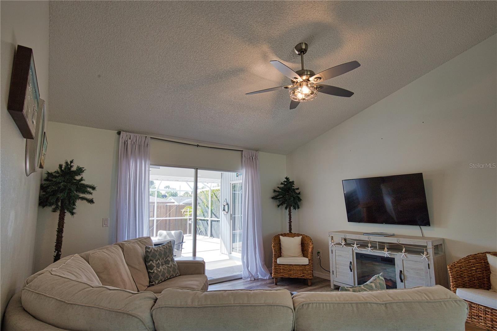 815 Acadia Road, FL