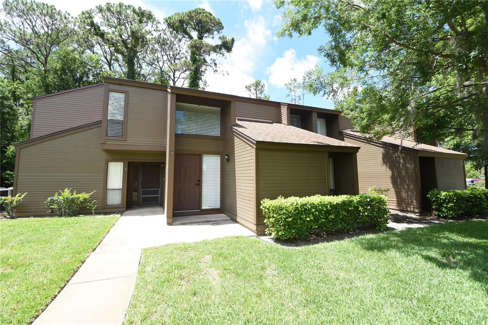 4 Southbury Court, FL