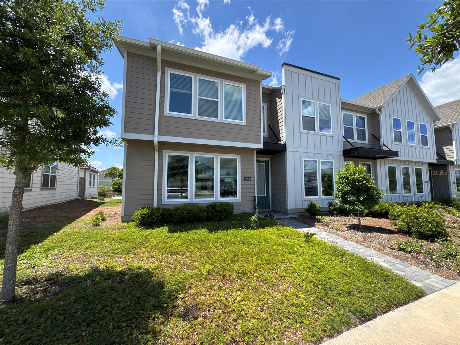 2956 Voyager Avenue, FL