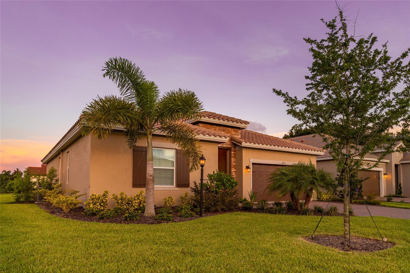 4919 Tobermory Way, FL
