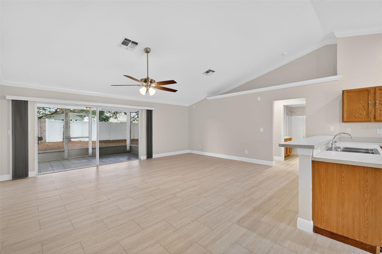 2294 Knollwood Drive, FL