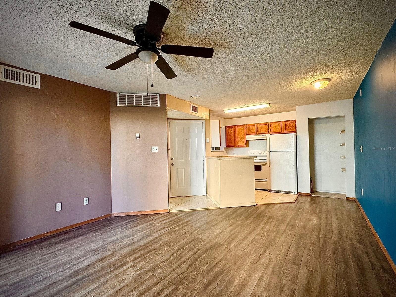 1908 Lake Atriums Circle, FL