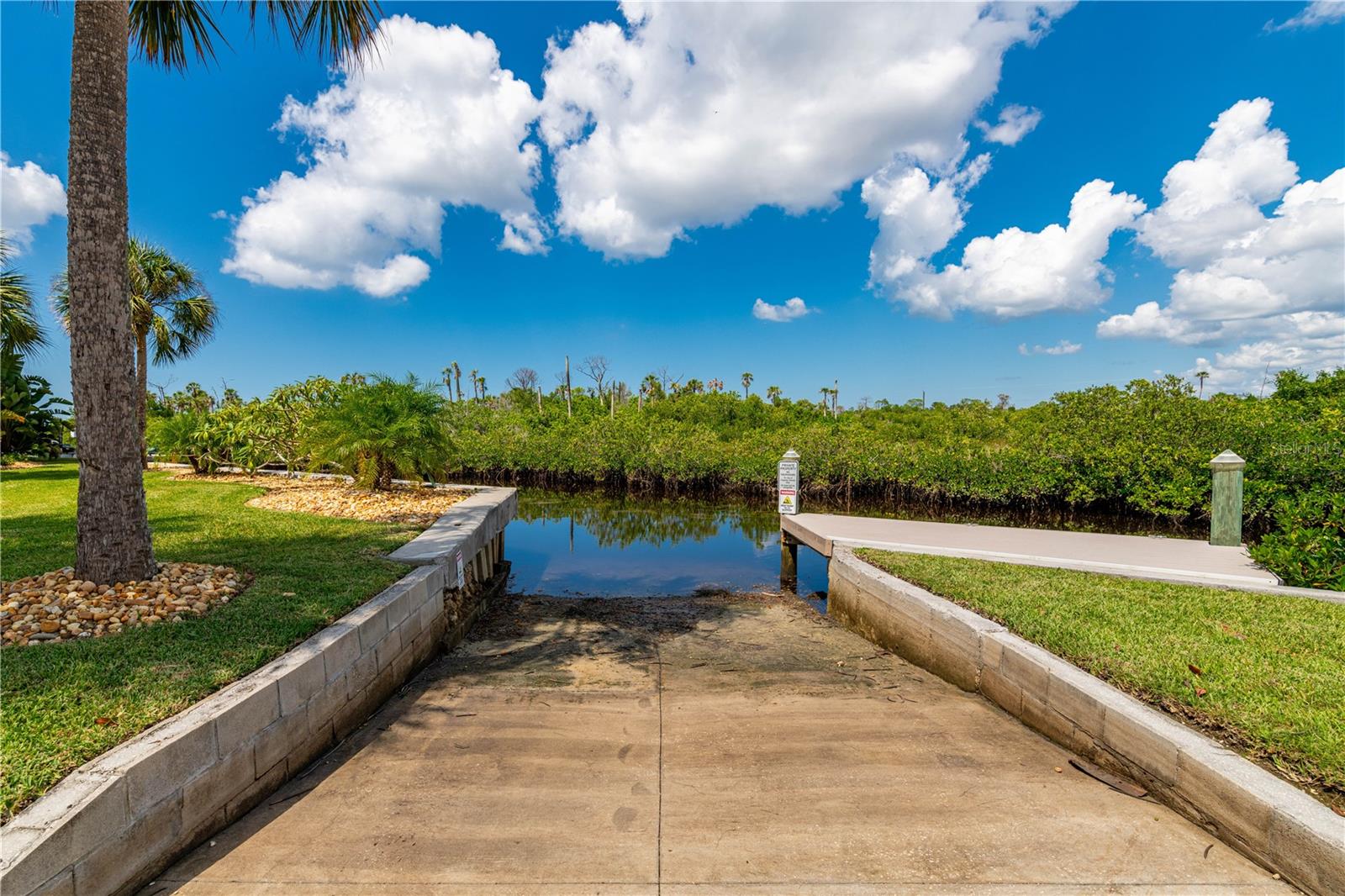 8727 Betty Street, FL