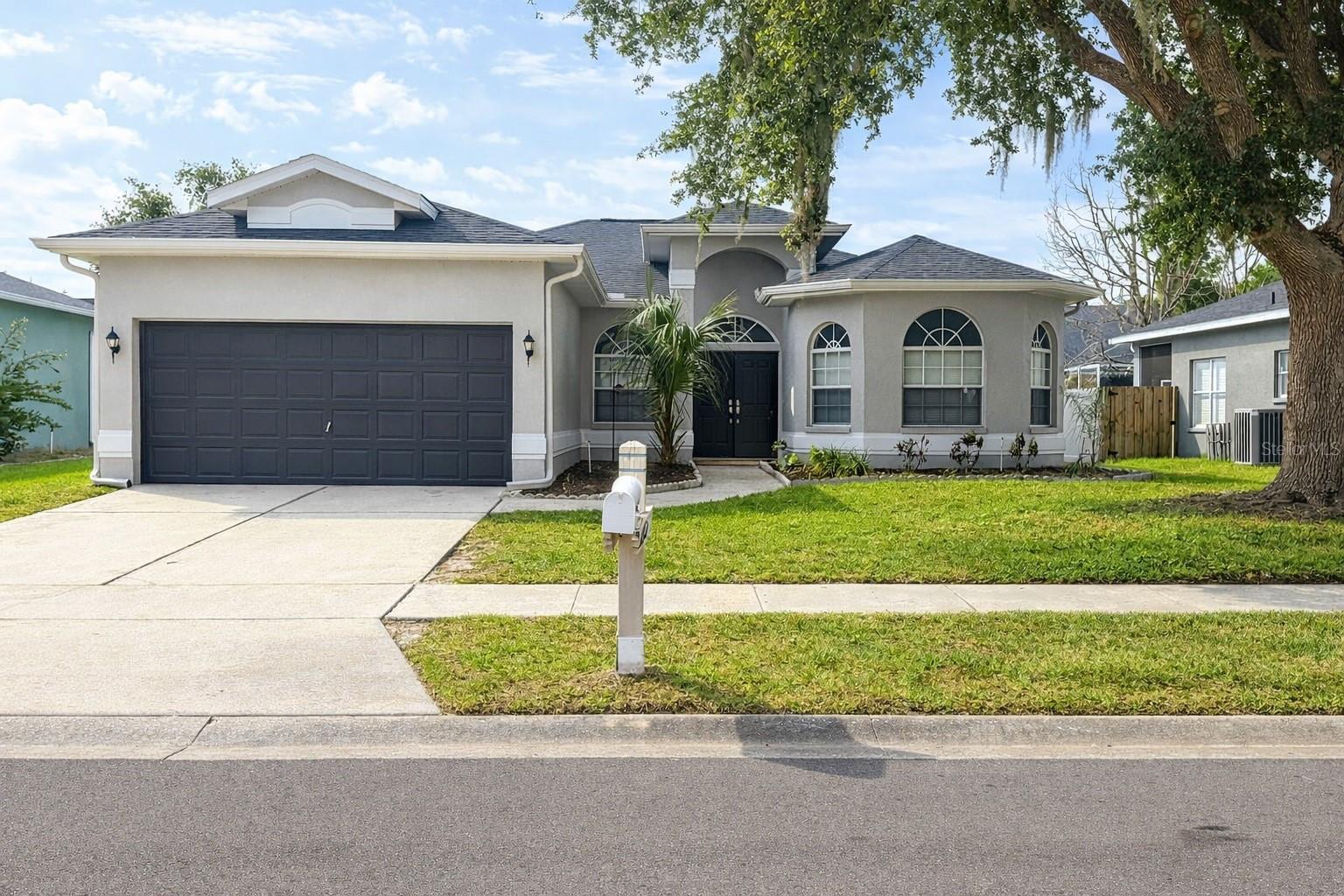 28202 Brokenmead Path, FL