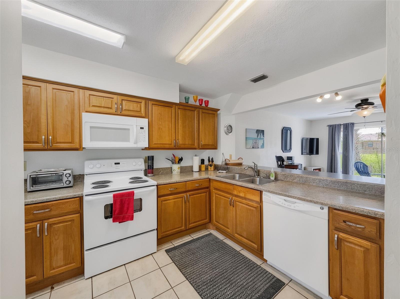 175 Yorktowne Drive, FL