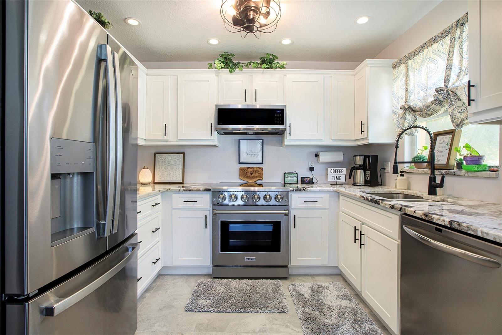 10215 Manatee Avenue, FL